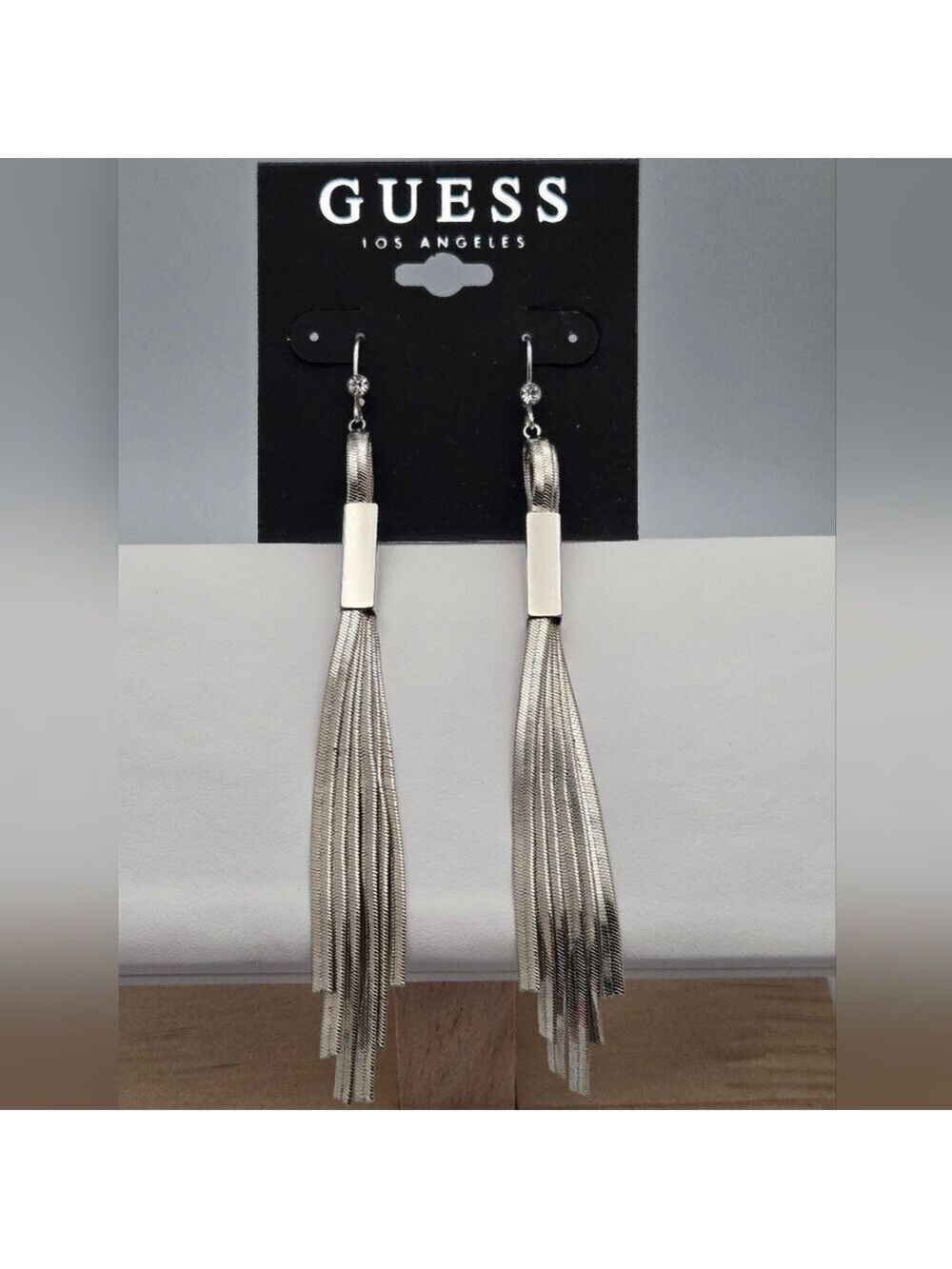 GUESS Basic Silver Tone Herringbone Chain Linear Drop Earrings 4" NWT